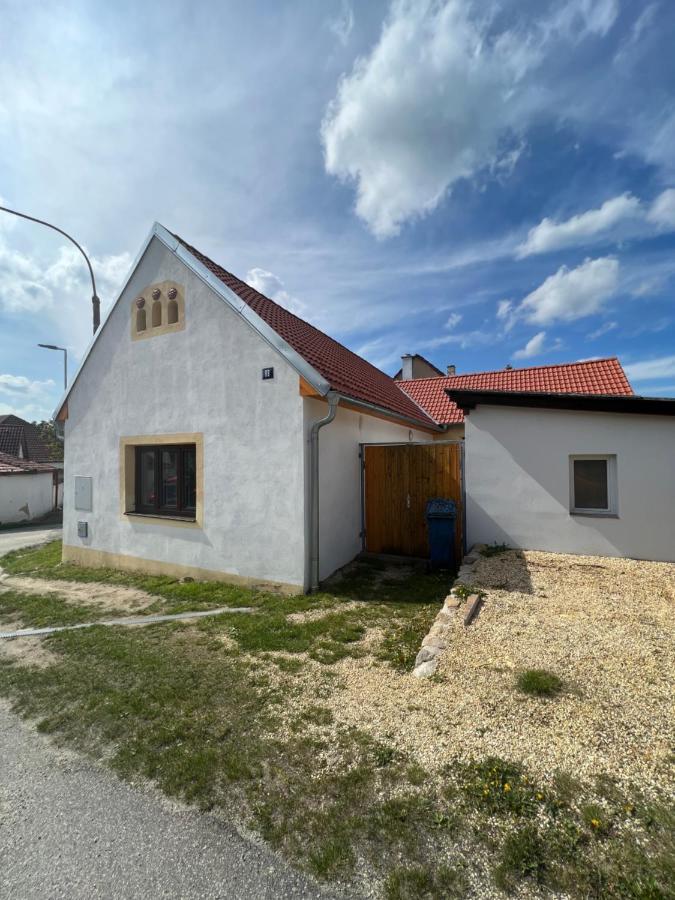 Ubytovani U Tri Slunicek Stankov Stankov  Exterior photo